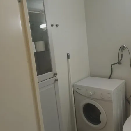 Private Near Keskus Railwaystation With Free Parking